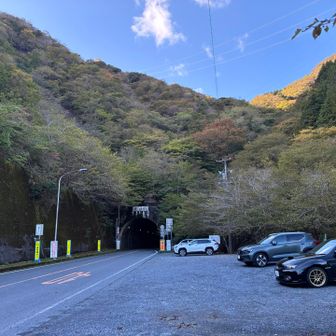 トンネル
