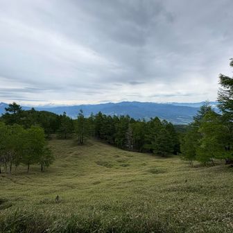 千頭星山に戻り、下る