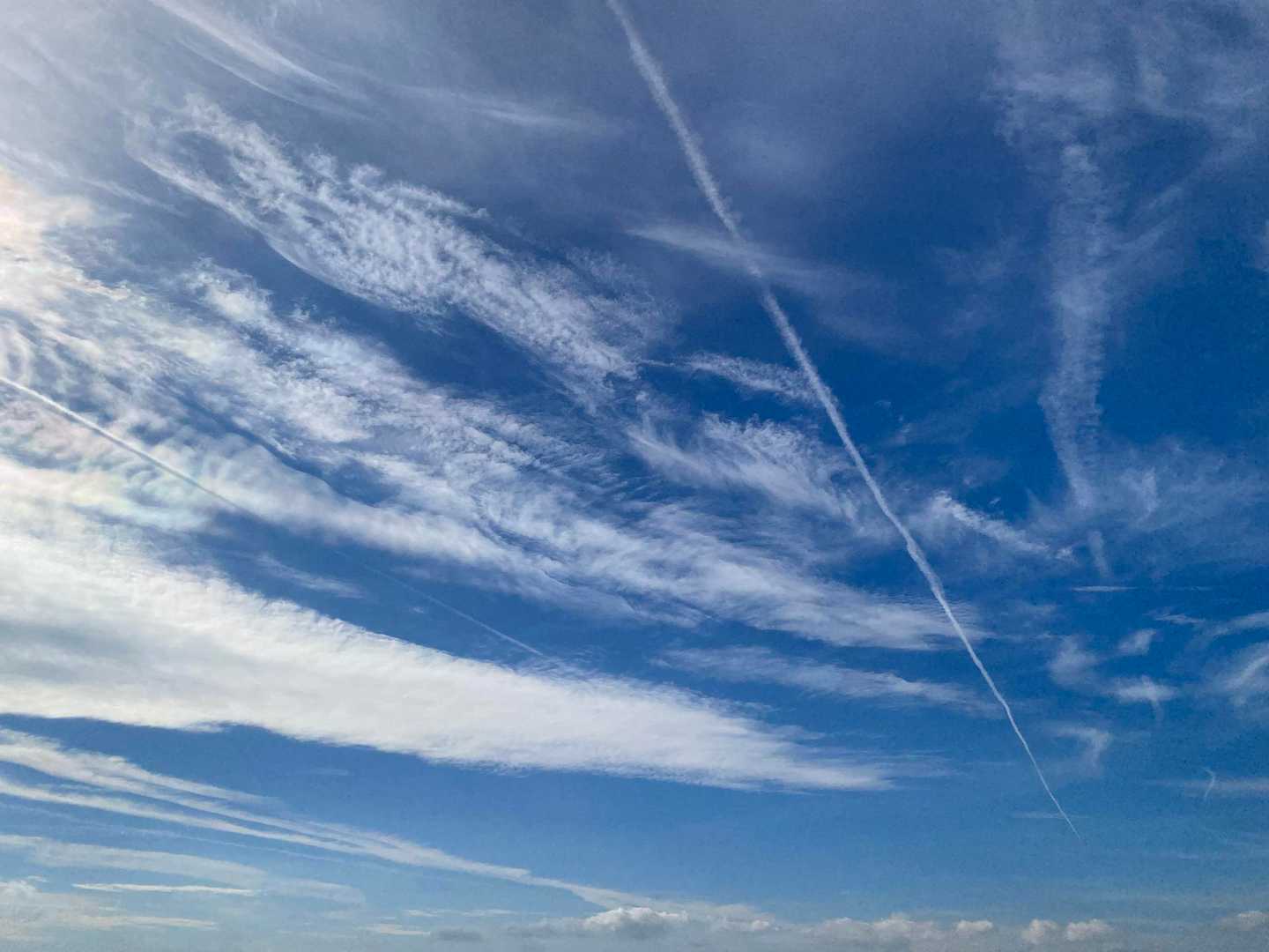 飛行機雲