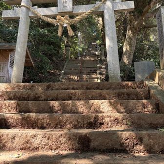 愛宕神社へ登る階段