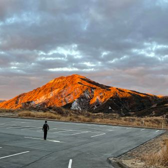 コレはお隣の烏帽子岳