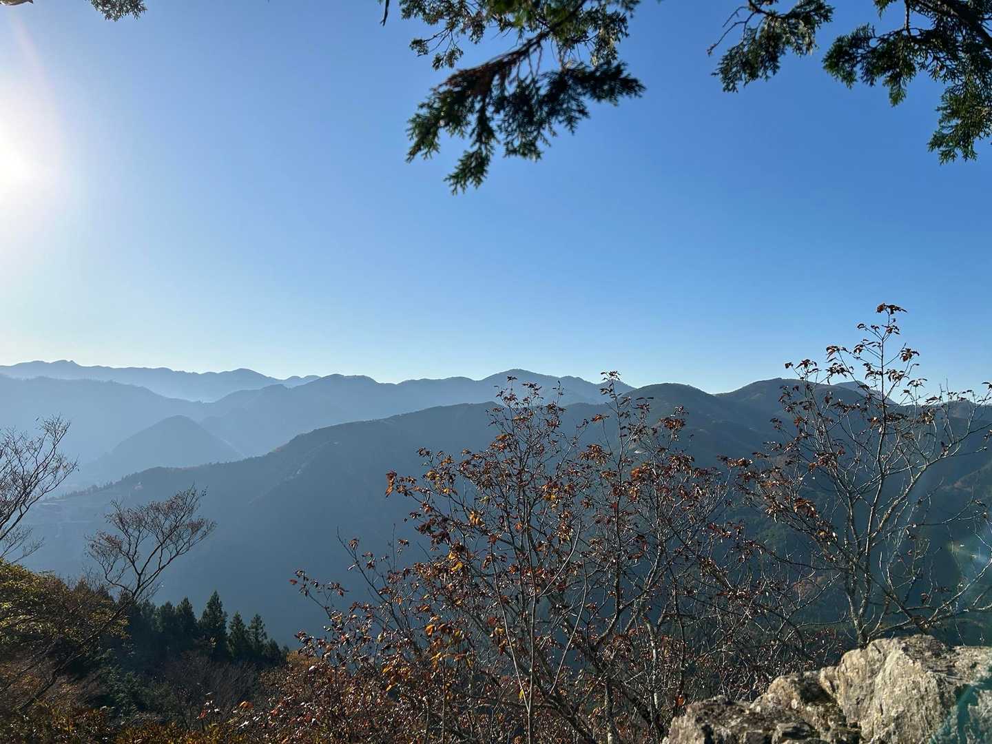 正丸駅-伊豆ヶ岳登山口-伊豆ヶ岳登山口-長岩峠-伊豆ヶ岳 周回コースの写真