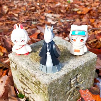 そしてロック '殿から我が分身をいただく!!
真中がロック '殿!🦊
右の猫耳ちゃんがヨチおば😸
左のウサ耳ちゃんがsammyさん🐰

きゃわわ💕
ロック' 隊長に続け!の図!!
大切にしますね🙏😊ｱﾘｶﾞﾄｳ〜!