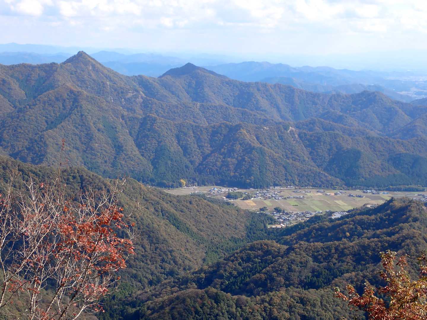 かっこいい山が！七種山？