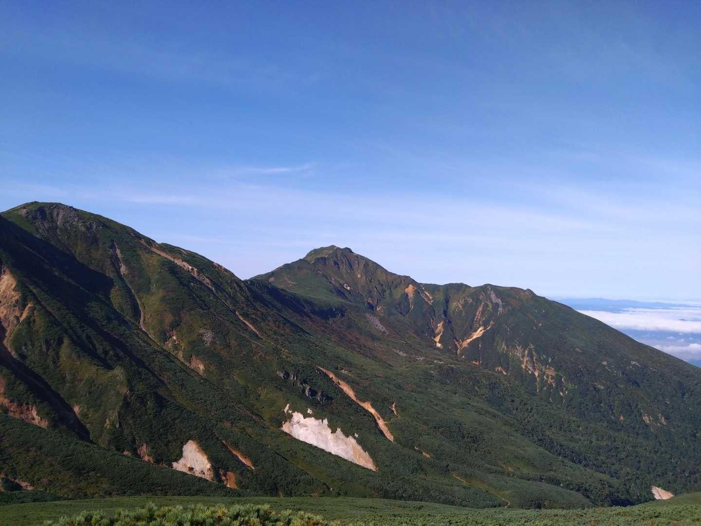 富良野岳も素敵