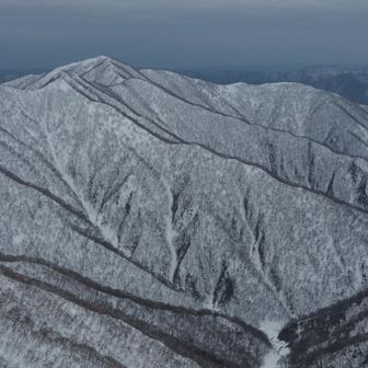 日高の山々〽️