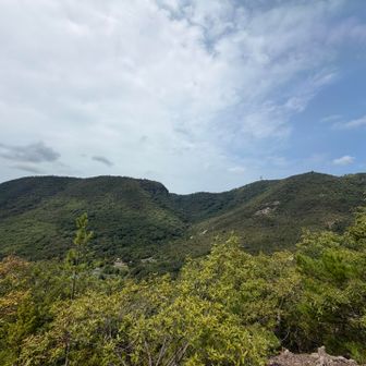 五色台方向。大天狗も見えます