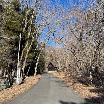 やっと駐車場🅿️に戻れた😅