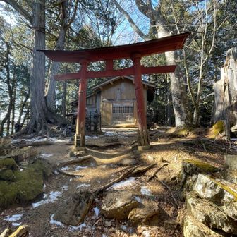 両神神社着いた〜