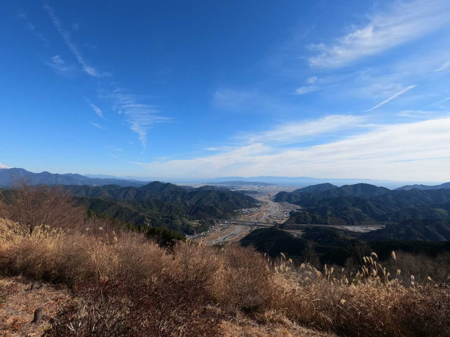 ダイラボウ山頂は風もなくいい天気☀