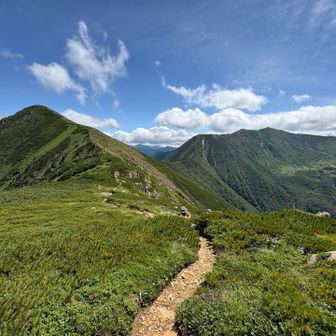 戸蔦別岳と幌尻岳