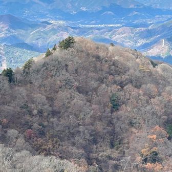 仏果山から見た高取山