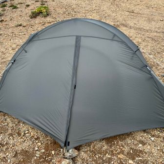 テント⛺️立てました。シワもなく満足です。