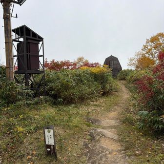 無人小屋だそうです。