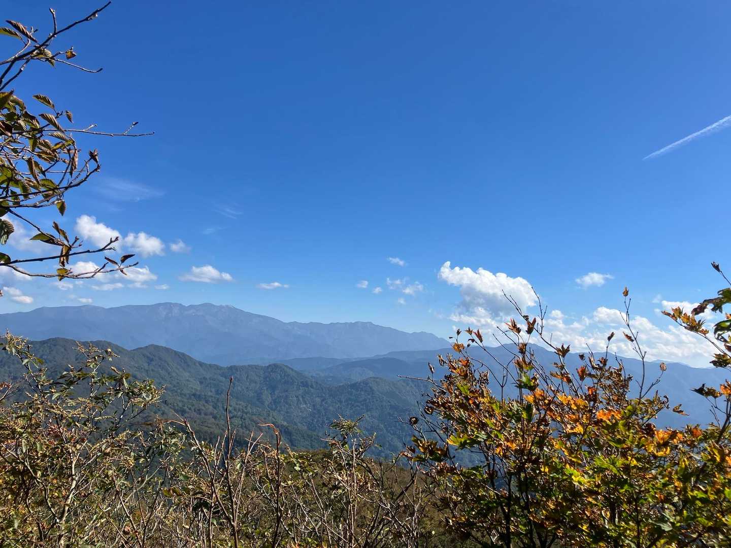 おぉ！昨日見れなかった山々が✨