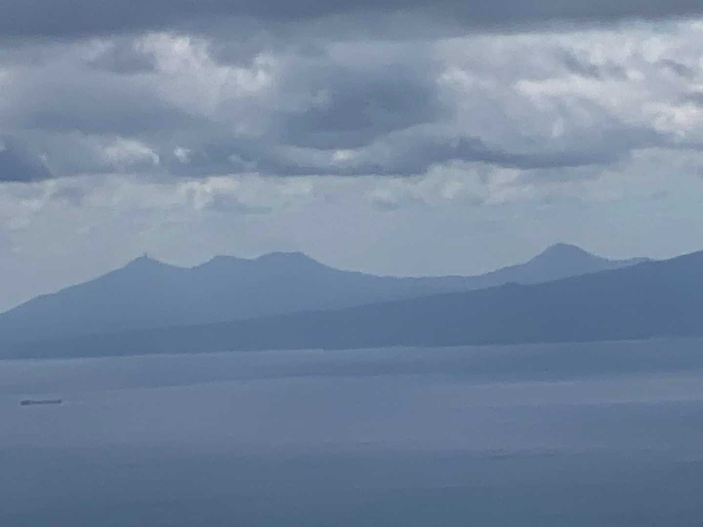 下北半島の釜臥山　大尽山かな？