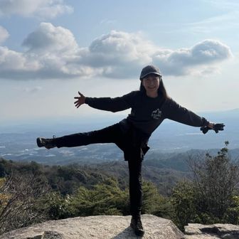 よく整備され
危ない所は皆無✨

階段➡️ハッピーロードを
繰り返して行く感じでした‼️