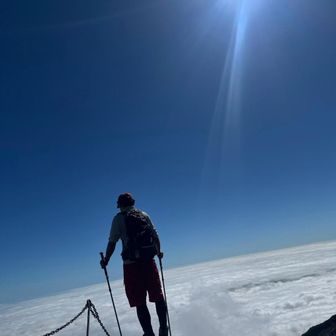 Sho-hiker-