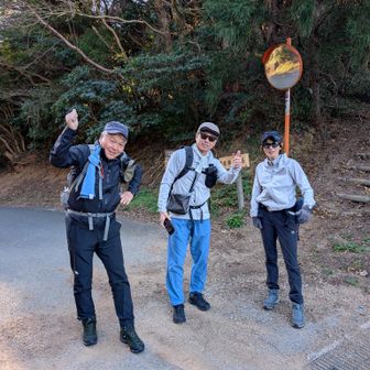 左側からひろちゃんさんハスクさんきょうたくん🐶さん今日はよろしくお願いします。🤠