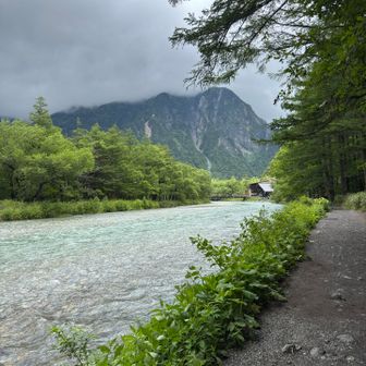 無念、明神岳。