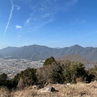 随分前に歩いた高鉢山・高鉢槍・安駄山