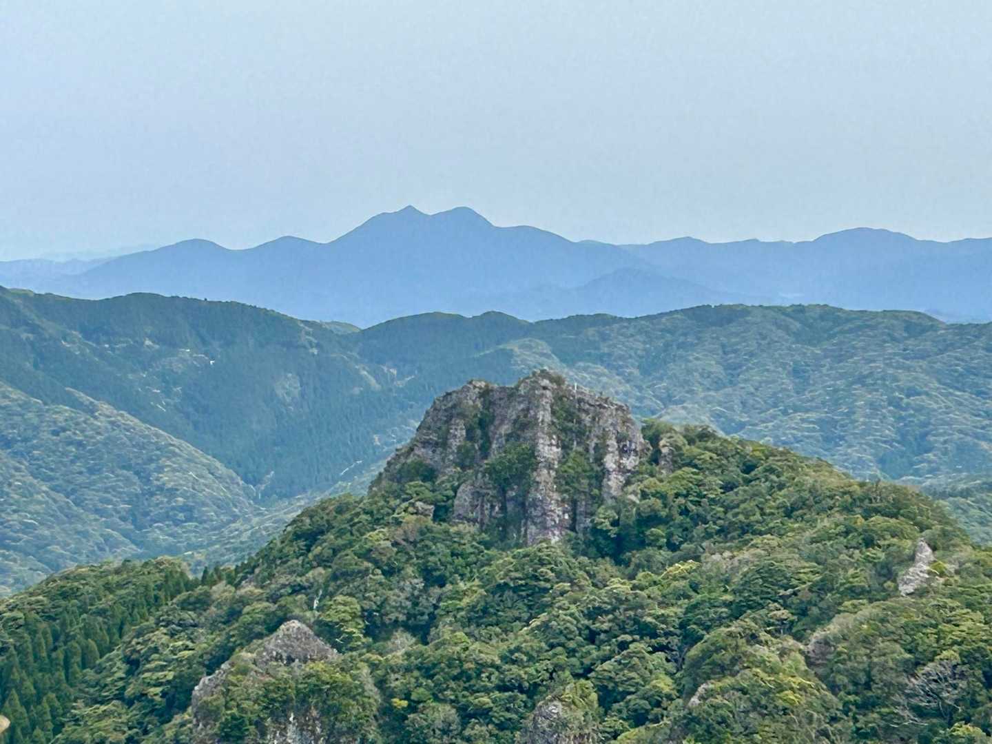 おっーー👀山頂です…私、行けるのか❓💦
