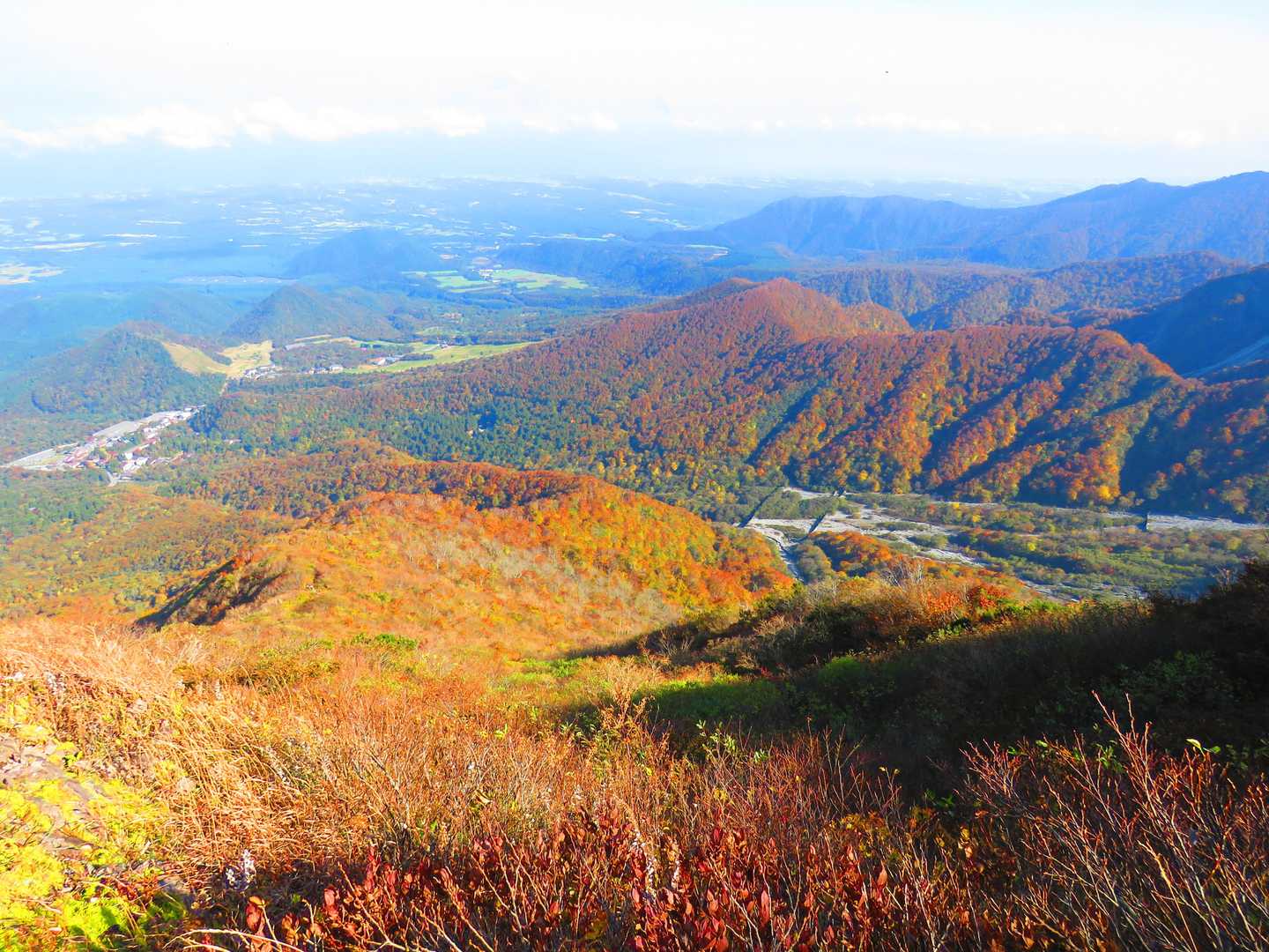 美しい大山の裾模様