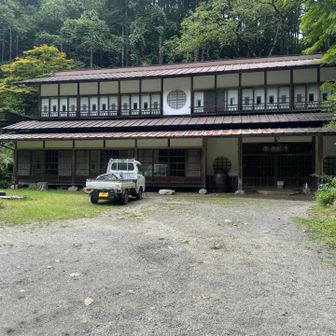 青木鉱泉
雰囲気良い、お風呂も◎
ただ、休憩所が外なので虫に刺される