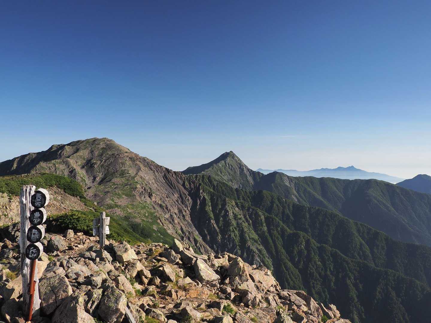 農鳥岳から