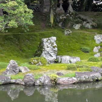 藤戸石
室町時代から歴代の権力者に引き継がれる天下の名石🪨