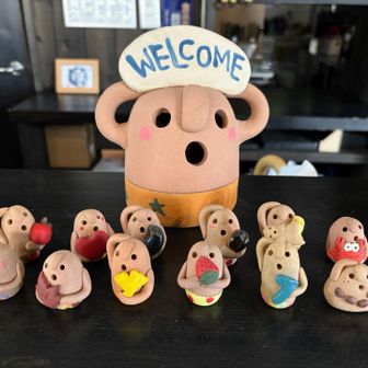 西明寺さんの寺カフェ「独鈷處」
どっこいしょと読むそう🧐
かわいいWELCOMEはにわがお出迎え