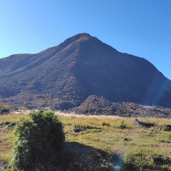坊がつるから三俣山