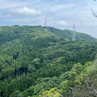 炮烙岩（西テラス）からの北側の山