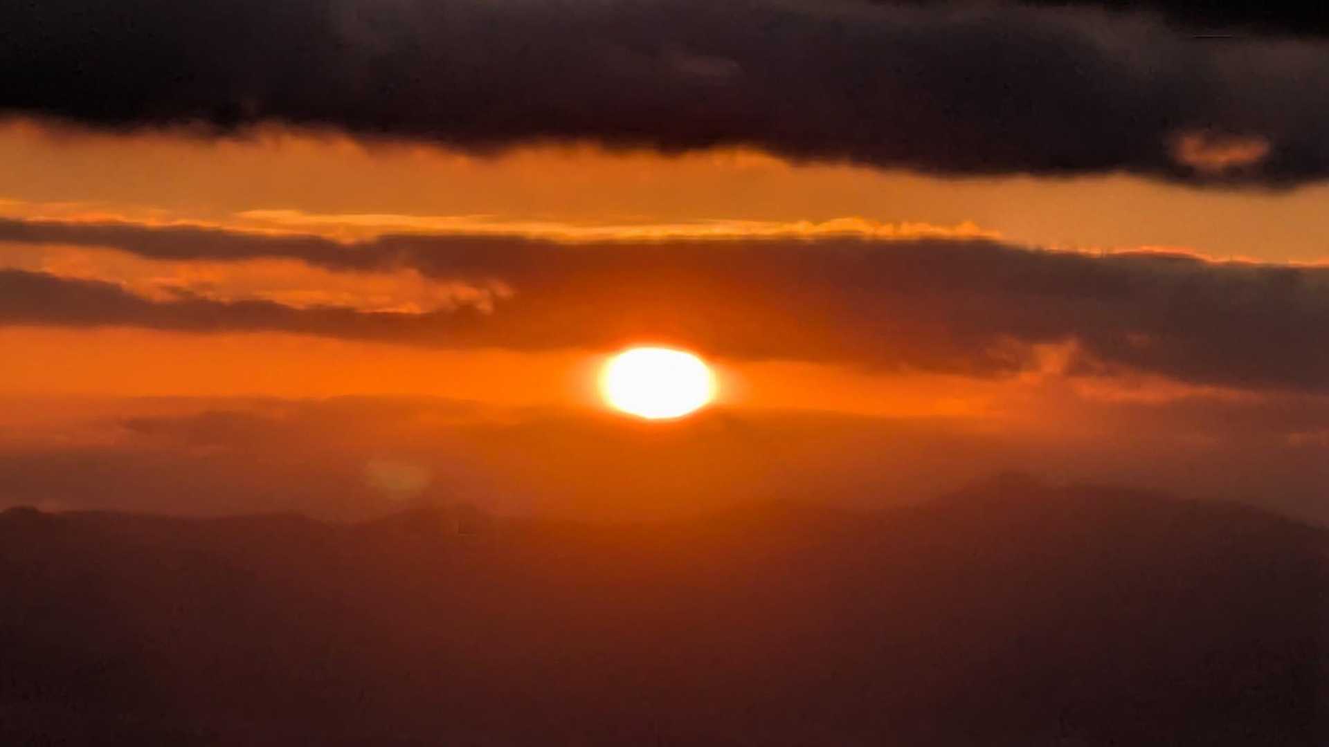 ☀
