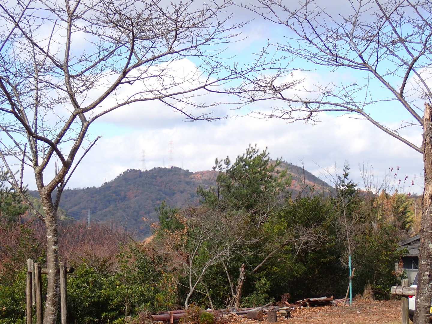 
千頭岳あたりかな？