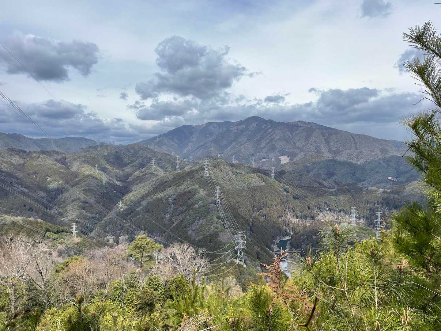 馬堀駅-みすぎ山-唐櫃越-沓掛山-上桂駅 縦走コースの写真