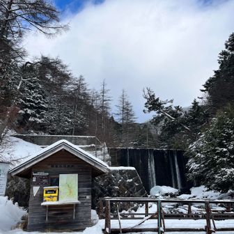 奥蓼科登山口に下山、おつかれ山でした