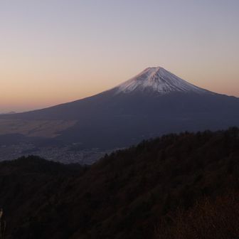 朝日に染まる富士山🗻