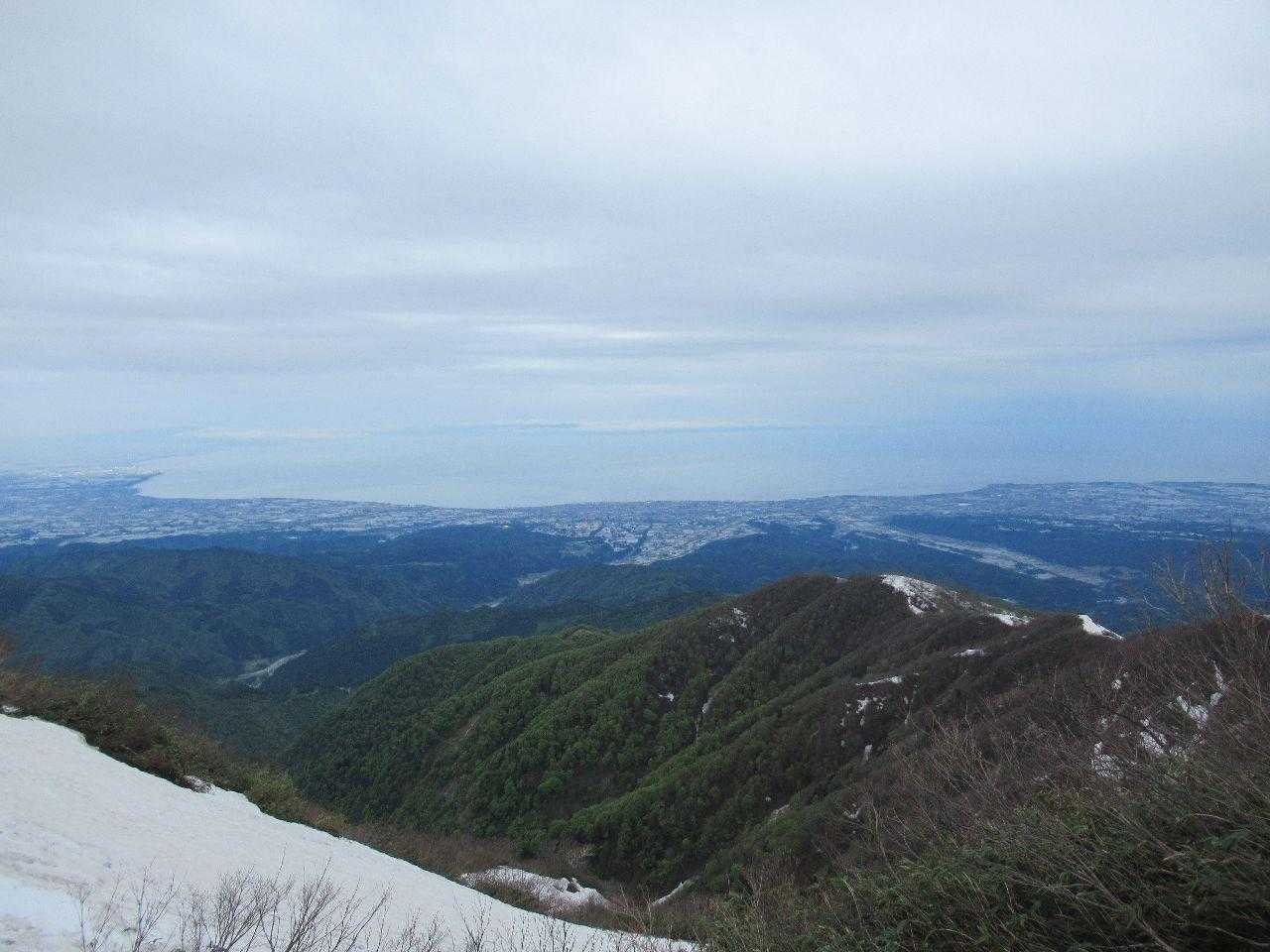 海は広いな大きいな