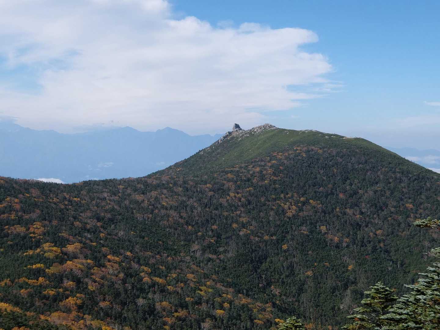五丈岩が見えます。