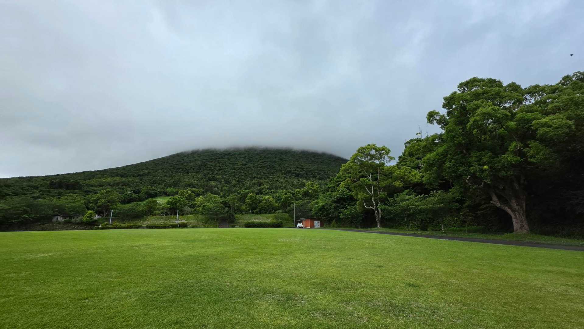 山頂はガスの中