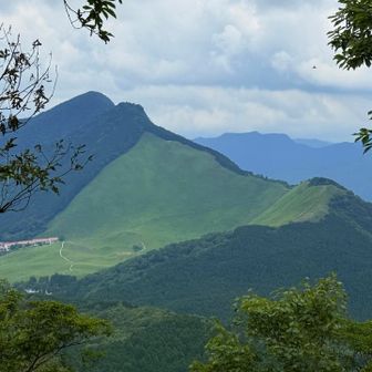 曽爾高原が見えます