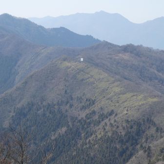 野地峰の反射板をズーム