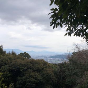 片縄山の山頂から📷