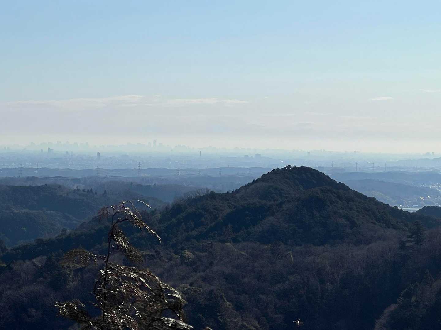 天狗岩のところから、サンシャインシティとか、フジテレビ本社ビルとか、都会のビルが沢山見えました。