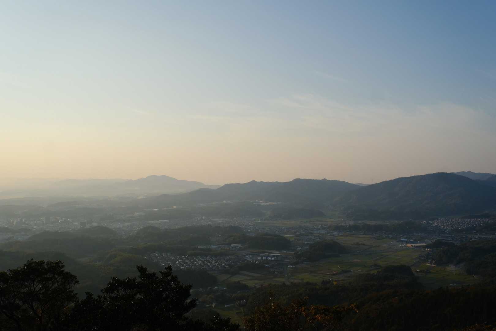 朝日山方向