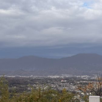 丹沢は雲の中。行かないで正解