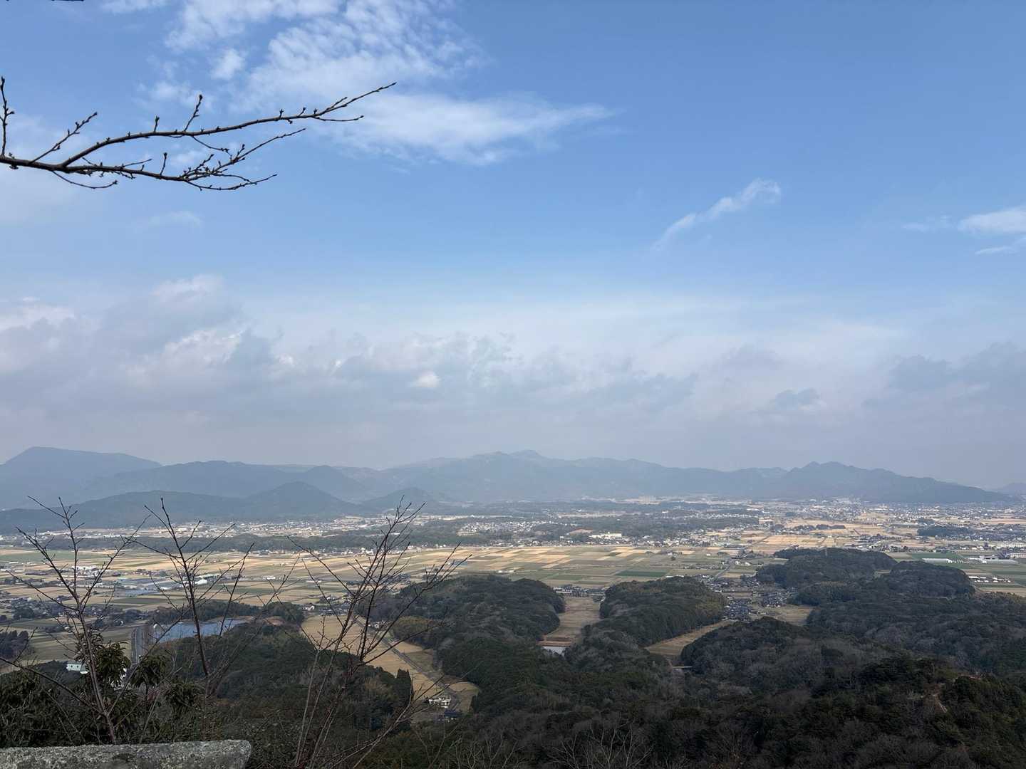 みやこ平野
奥に貫山