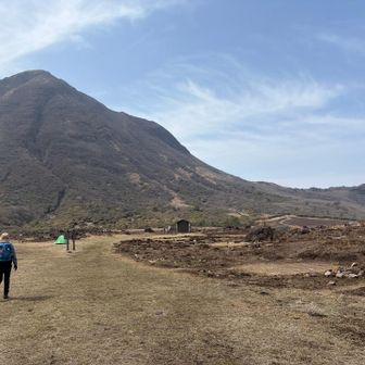 坊ガツルは先々週野焼きだったかな。