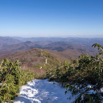 下山はチェーンスパイク着用
